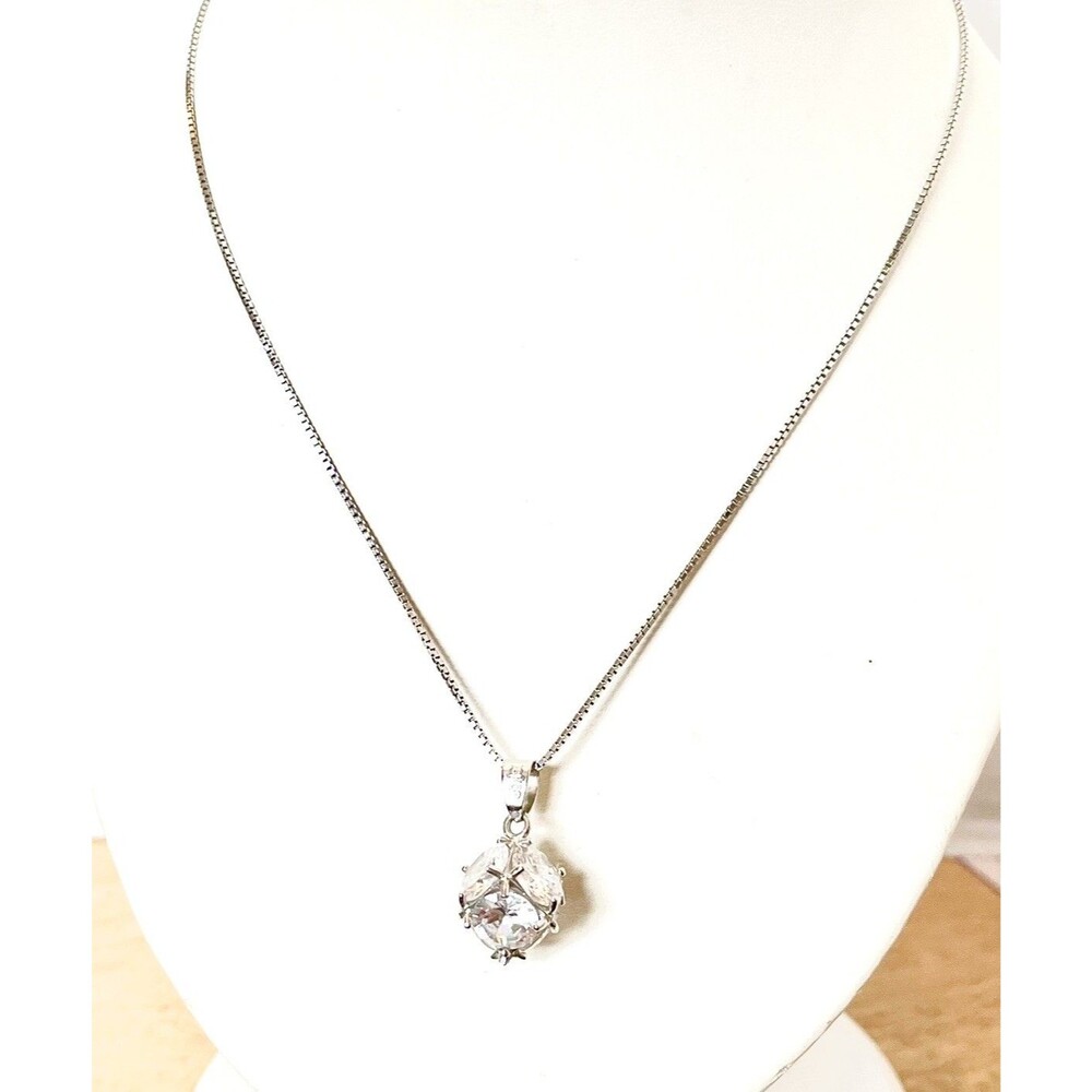 Swarovski Silver Box Chain Necklace 6 faceted Swarovski Crystals in Box 18KGP